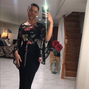 Floral Sheer Flare Sleeved Top